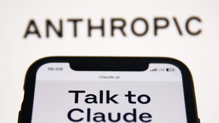 Anthropic launches Claude 3.5 Sonnet and debuts Artifacts for collaboration