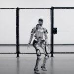 Figure robot walking