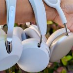 I flew 2,700 miles with 4 headphones - this pair was the best travel companion I flew 2,700 miles with 4 headphones - this pair was the best travel companion